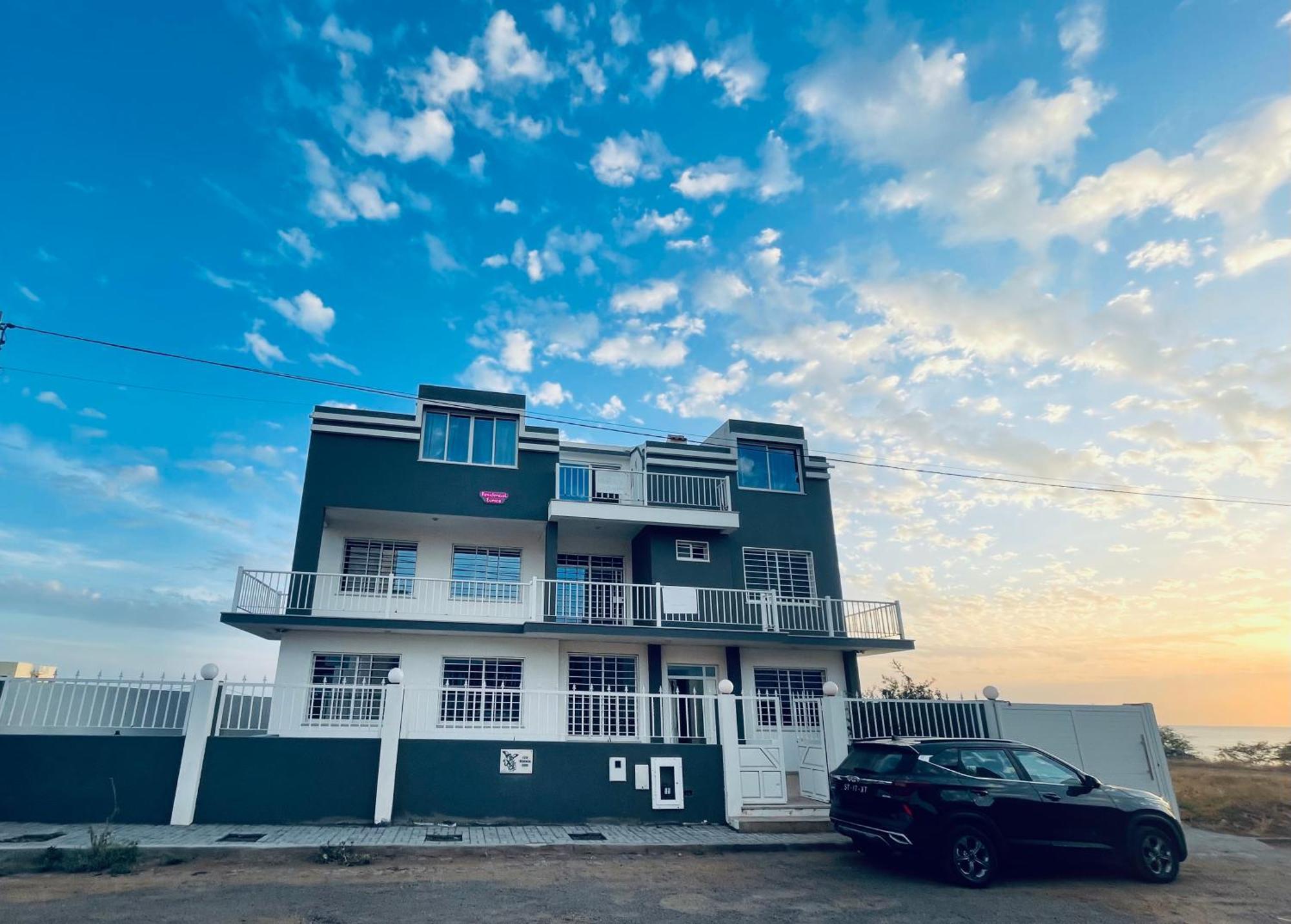 Chambre 3 Residencial Eunice 普拉亚 外观 照片