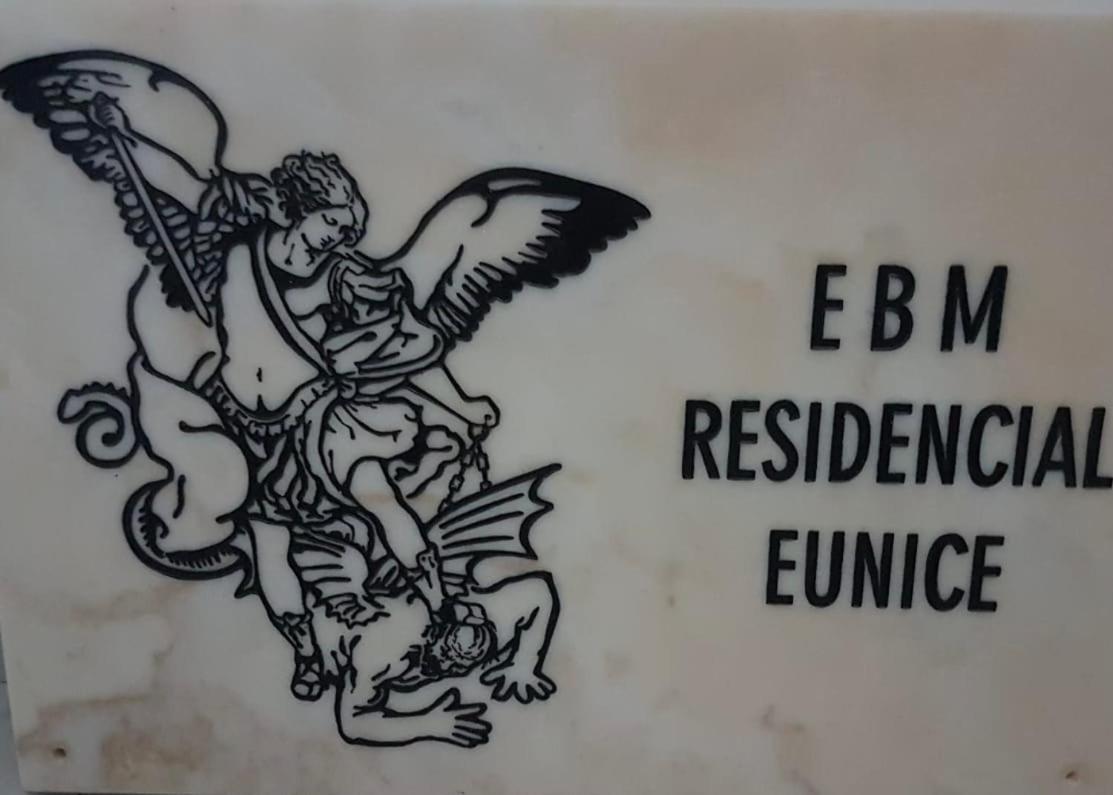Chambre 3 Residencial Eunice 普拉亚 外观 照片